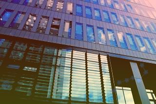 RBC:经济会放缓但不会衰退下调标普500年底目标位至4700点