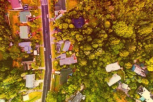 电力周报:4月用电量收窄新能源投资建设保持较快增长